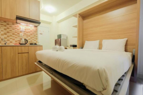 Modern Studio Apartment at 26th Floor Green Pramuka City By Travelio